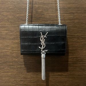 SAINT LAURENT SMALL KATE TASSEL IN CROCODILE-EMBOSSED LEATHER BLACK